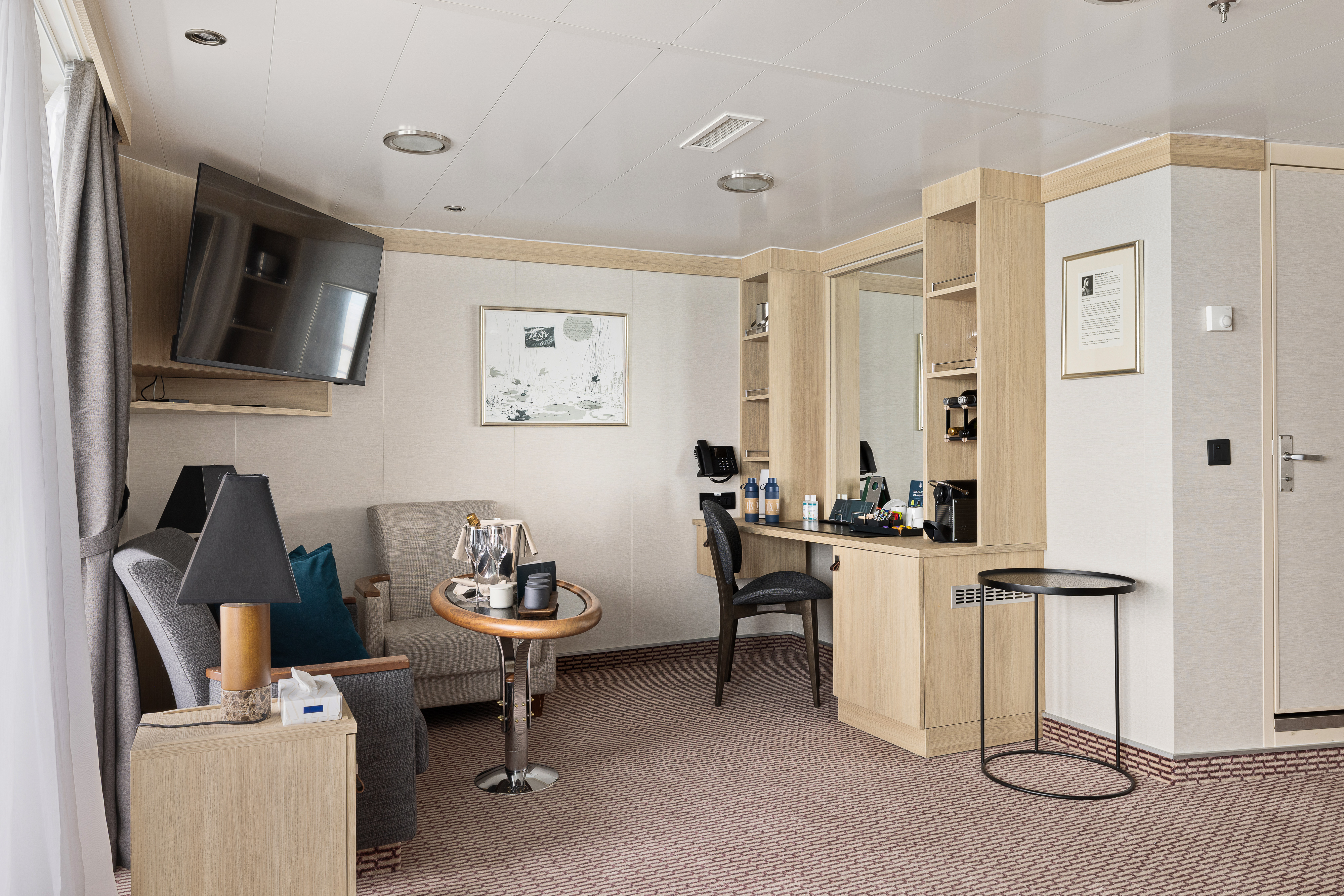 Expedition Suite | Grand Suite with balcony